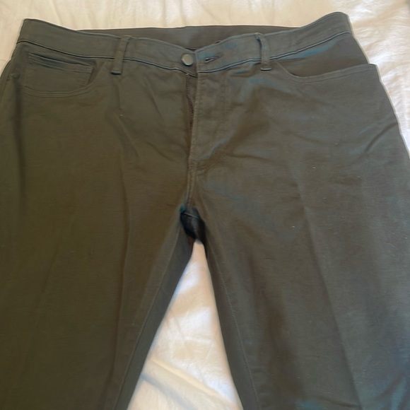Uniqlo dark green pants - like new! - Picture 1 of 4